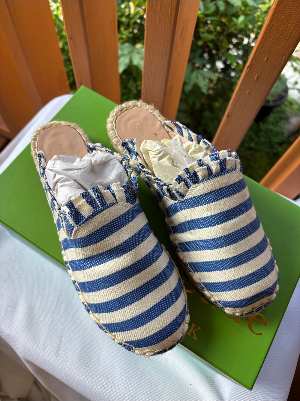 kate spade Laila Blue and Cream Striped Slip-On Espadrille Mules Size 6.5